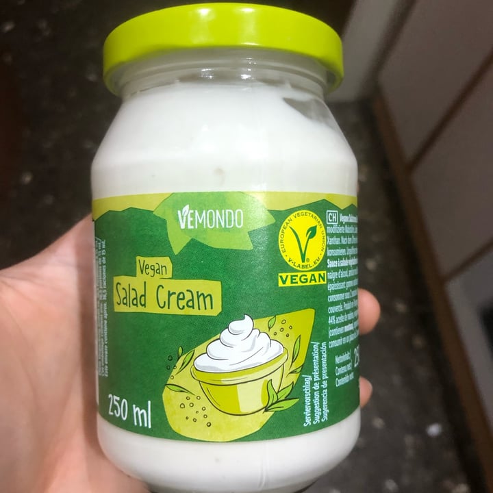 photo of Vemondo Vegan salad cream shared by @nievesmp on  23 Jan 2022 - review