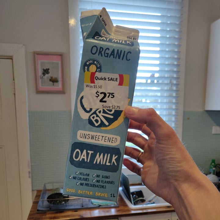 photo of Oaty Bruce Unsweetened Oat Milk shared by @cruzilla on  25 Aug 2022 - review