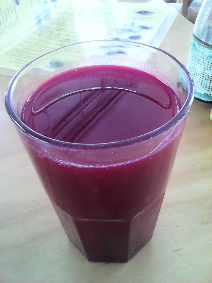 photo of VegeTaco Agua de betabel con piña shared by @israelt on  05 Mar 2020 - review