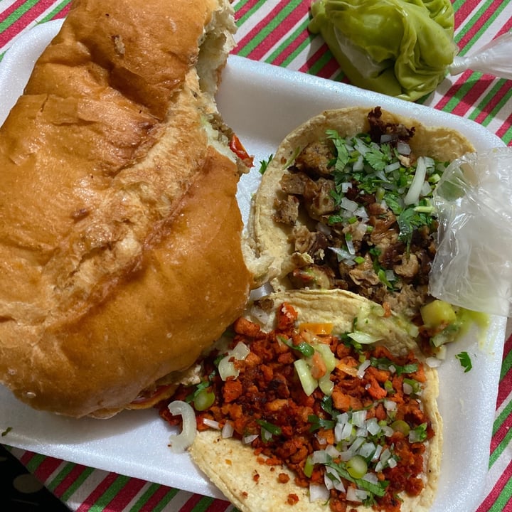 photo of Taqueria El Veganito Torta “pollo” del Veganito shared by @ruthpez on  26 Jul 2020 - review