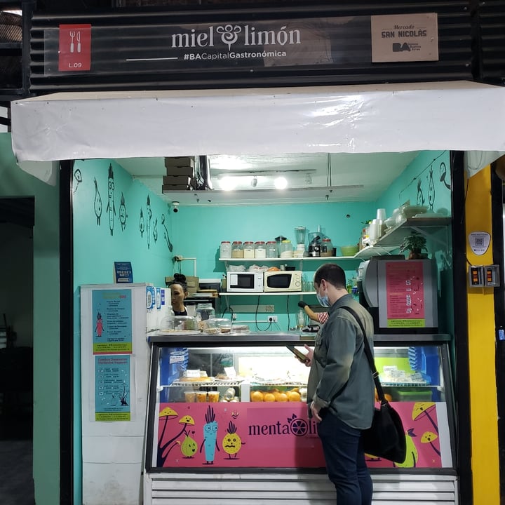 review photo of Menta & Limón Vegan Bebidas shared by @danielacianfrini on 02 Oct 2022 - review
