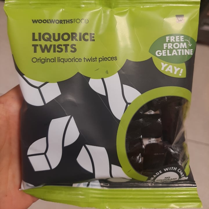 photo of Woolworths Food Woolworths Vegan Liquorice shared by @divdtuin on  14 Sep 2021 - review