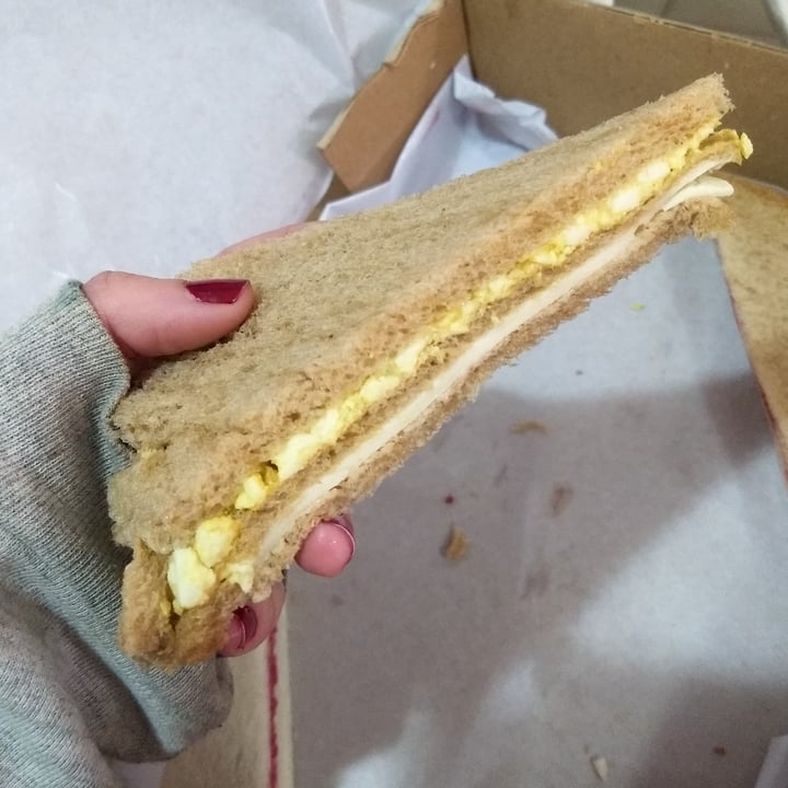 photo of Veganya Sandwich de Miga Revuelto y Queso shared by @kndyd on  08 Sep 2020 - review