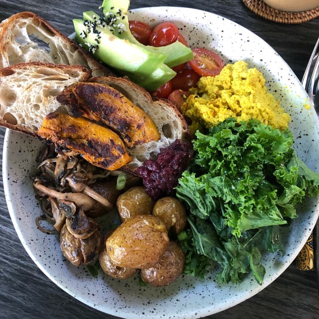 Photo of the dish “Vegan Breakfast Bowl”
