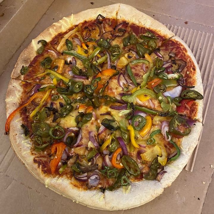 review photo of Pizza Hut Vegan Hot ‘N’ Spicy Veg shared by @yumfluff on 23 Oct 2022 - review