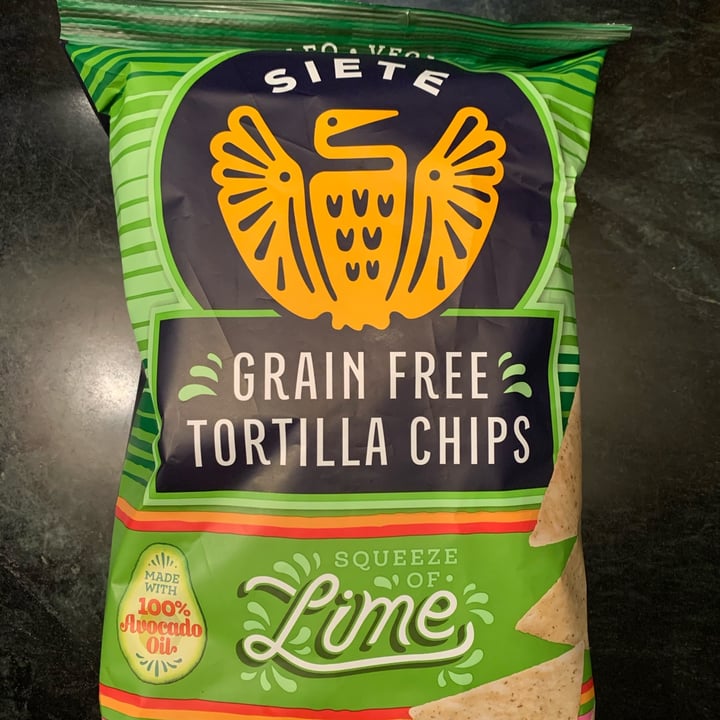photo of Siete Family Foods Grain Free Tortilla Chips Squeeze of Lime shared by @carolbrittx on  04 Sep 2022 - review