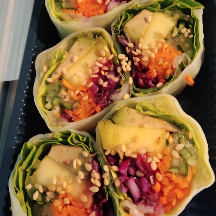 review photo of Carrefour Sushi shared by @drunkontea on 17 Jul 2022 - review