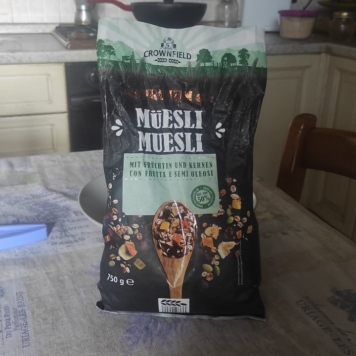 review photo of Crownfield Muesli con frutta secca e oleosa shared by @gabriele2002 on 17 Aug 2022 - review
