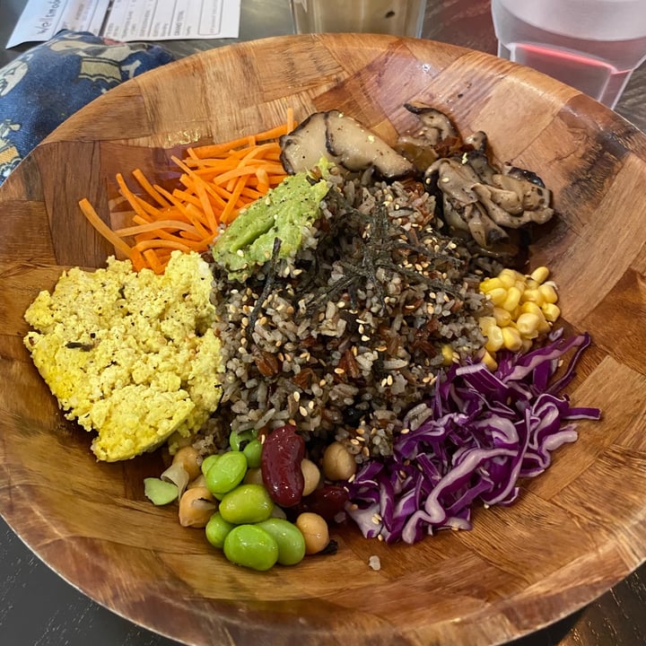photo of WellSmoocht olive buddha bowl shared by @ceganmhoo on  25 Jul 2021 - review