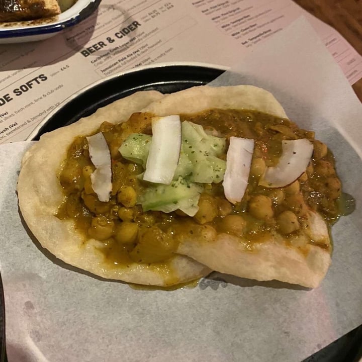 photo of Turtle Bay Ealing Trini doubles shared by @zanzi on  19 Oct 2020 - review
