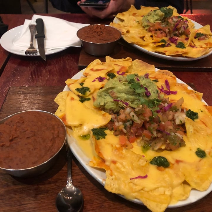 photo of The Fat Cactus Gardens Nachos Grande shared by @mikaelaliltved on  28 Sep 2021 - review