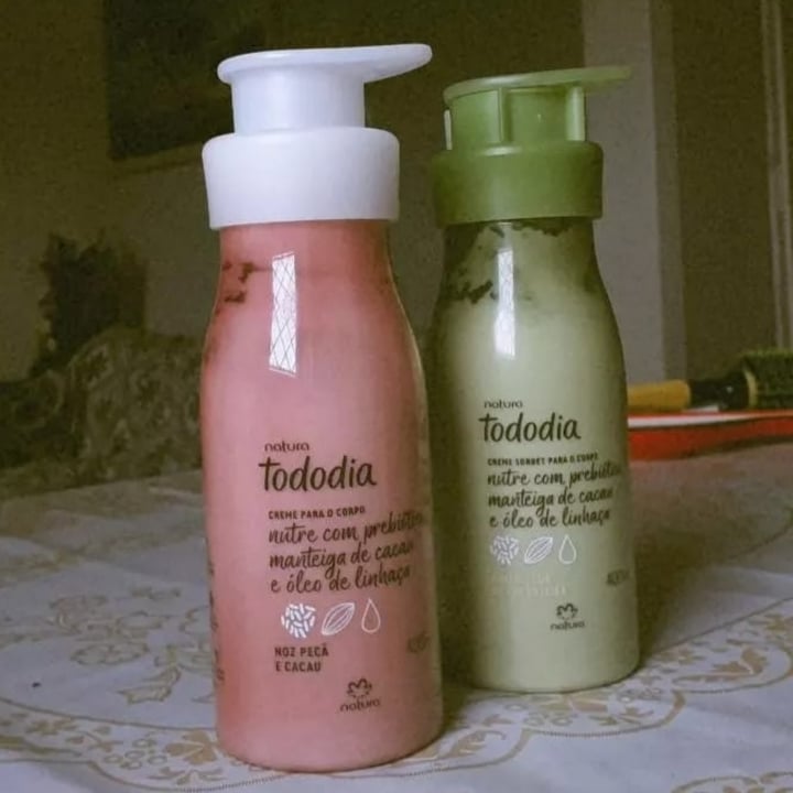 photo of Natura Crema hidratante corporal Tododia shared by @mariiigmes on  27 Feb 2022 - review