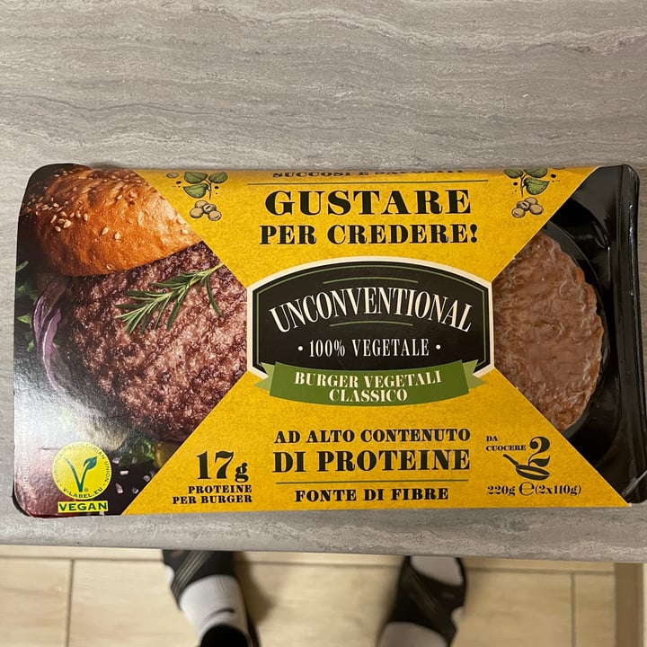 review photo of Unconventional Burger Vegetale Classico - Classic Burger shared by @alexz on 05 Oct 2022 - review