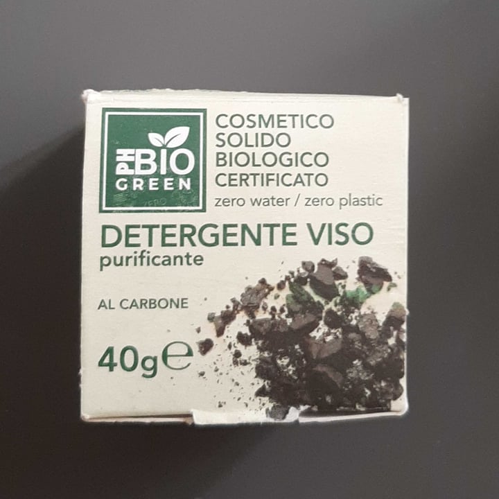 photo of Lidl bio green Detergente viso purificante al carbone shared by @liliana32 on  06 Aug 2022 - review