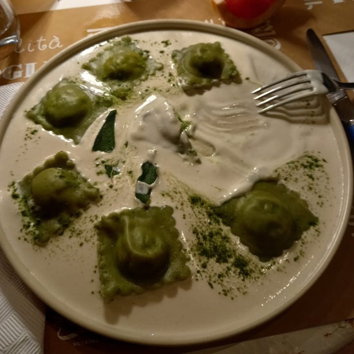review photo of Sementis Ravioli con fonduta di anacardi shared by @babalma on 29 May 2022 - review