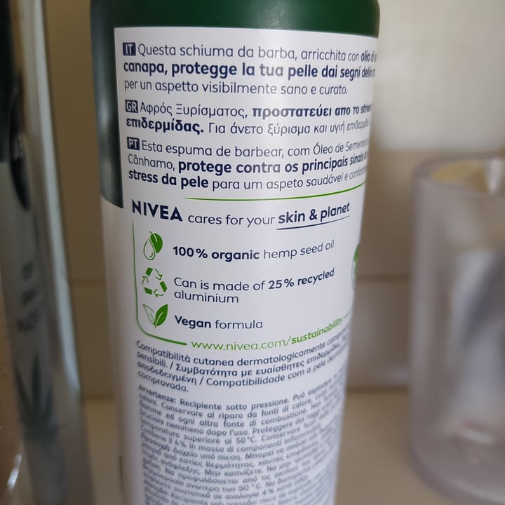 photo of Nivea Nivea men sensitive pro ultra-calming shaving foam shared by @daniela16 on  04 May 2022 - review