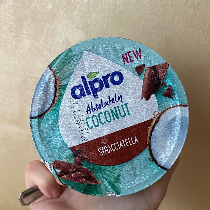review photo of Alpro Absolutely Coconut STRACCIATELLA shared by @sinfobie on 09 May 2022 - review