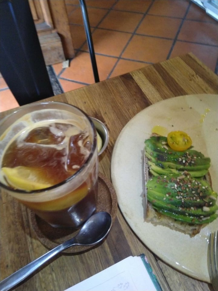 review photo of Berni Tostada Con Paleta Y Tomate Cherry shared by @veromacek on 20 Jan 2020 - review