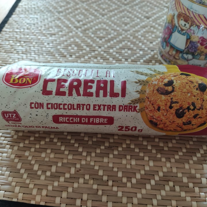 photo of Le bon Biscotti Ai Cereali Con Cioccolato shared by @lidiaaguilar on  01 Aug 2021 - review