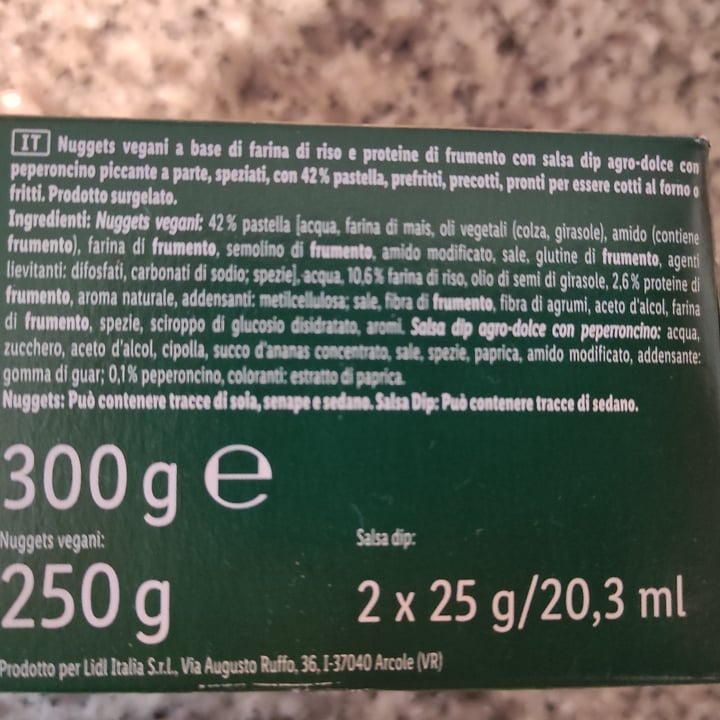 review photo of Vemondo Nuggets Vegani shared by @veganrecipes on 20 Apr 2022 - review