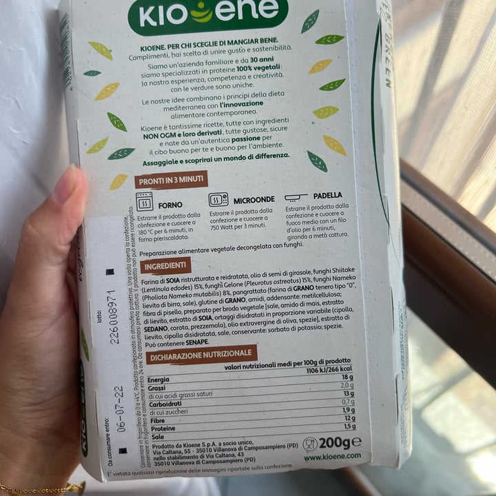 photo of Kioene burgher ai funghi shared by @chiaramarchini on  20 Jun 2022 - review