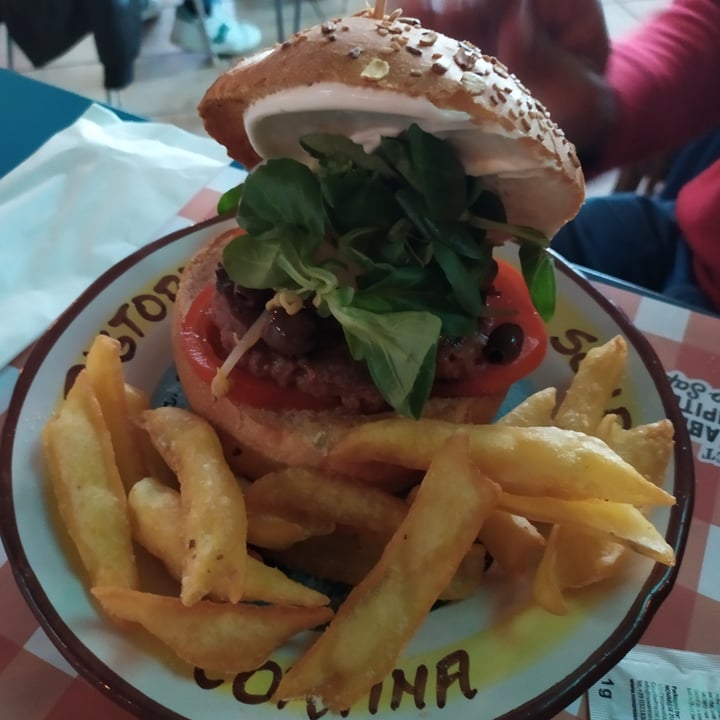 photo of Garage Pub Burger Queen shared by @urdva on  11 Oct 2022 - review