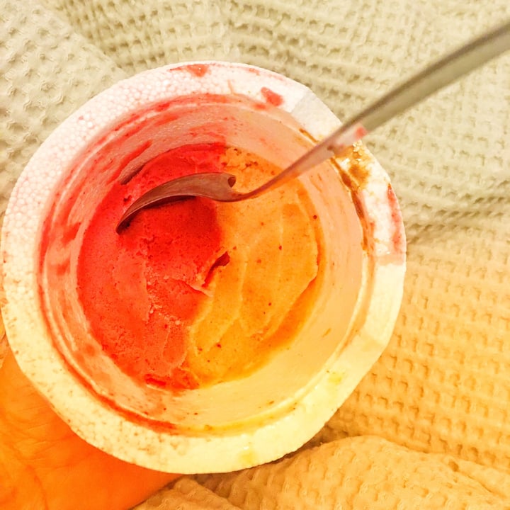 review photo of OCCO Helados Helado De Frambuesa Y Banana Con Naranja shared by @marina22 on 11 Apr 2021 - review