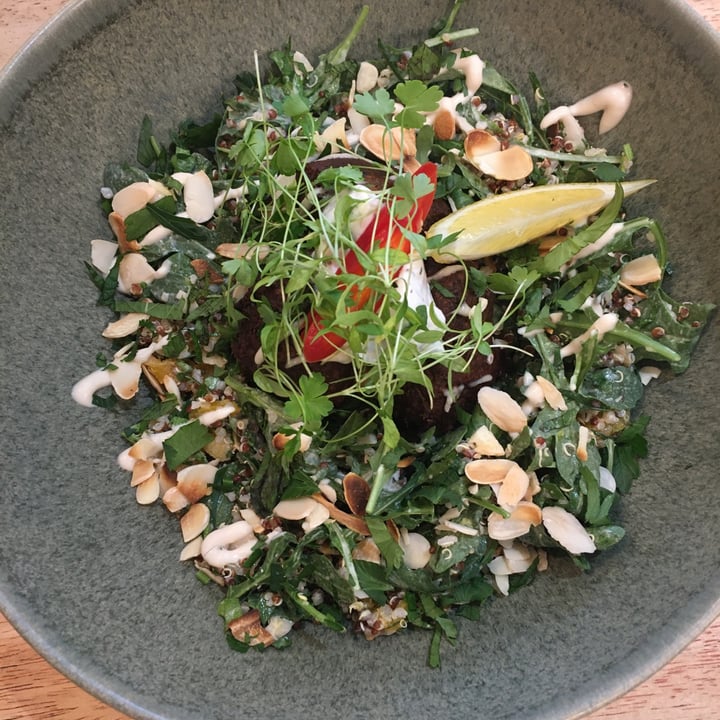 review photo of Green Olive Felafel Nest Salad shared by @mintypig on 04 Aug 2022 - review