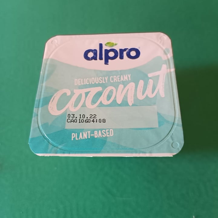 photo of Alpro Deliciously creamy coconut shared by @irene-falci on  25 Jun 2022 - review