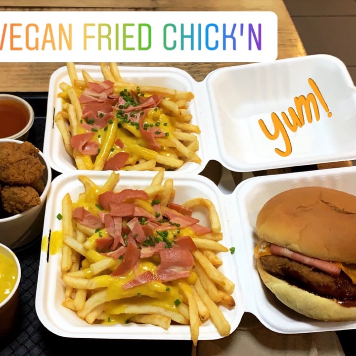 photo of Vegan Fried Chick’n Original battered fillets shared by @vegan-friendly on  02 Aug 2021 - review