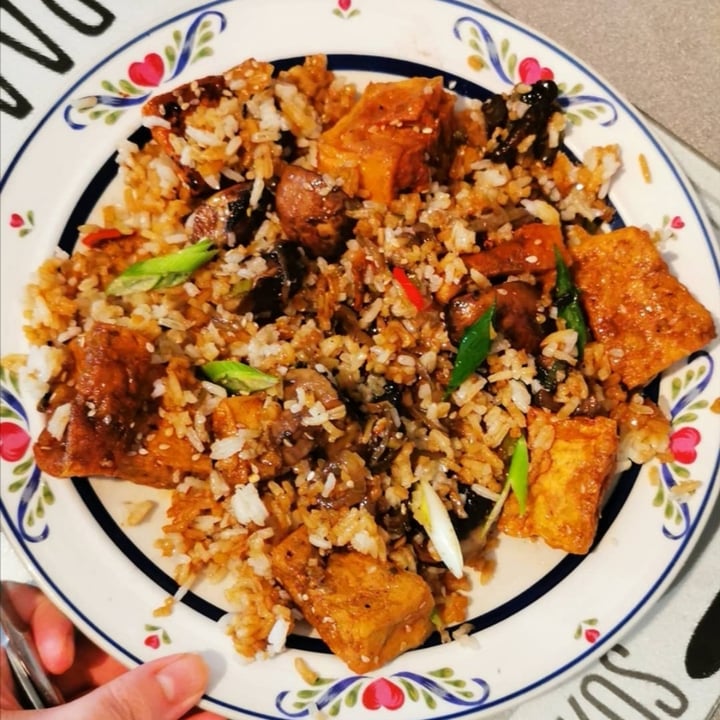 photo of Niche the Vegan Eatery Sweet & Sticky Tofu shared by @ninasclosetsa on  25 Jun 2020 - review