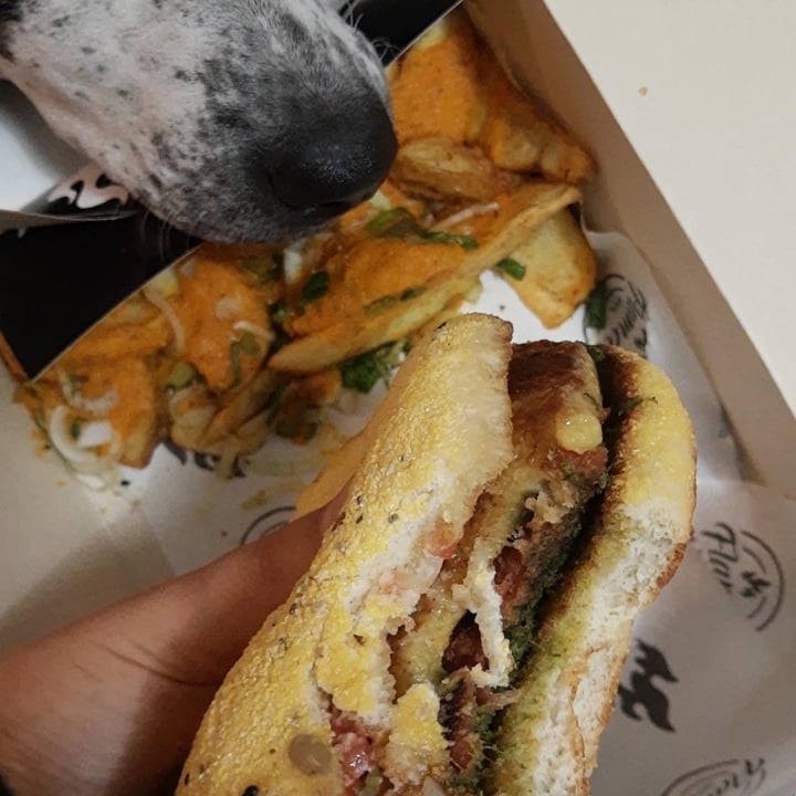 photo of Flamas Burger Co Hamburguesa Provarte shared by @luoliva01 on  27 Sep 2021 - review