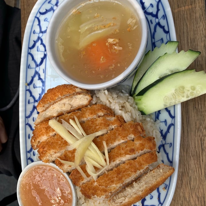 review photo of Glur Thai Vegan Khao Mun Gai Tod shared by @helenyang on 25 Jul 2021 - review