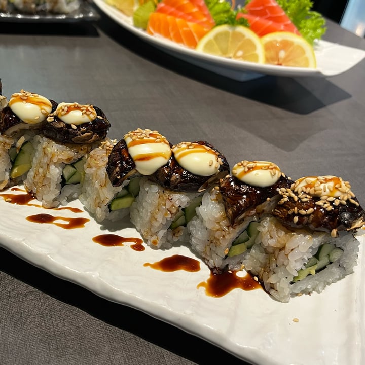 photo of Herbivore Shiitake Maki shared by @neralo on  16 Oct 2021 - review