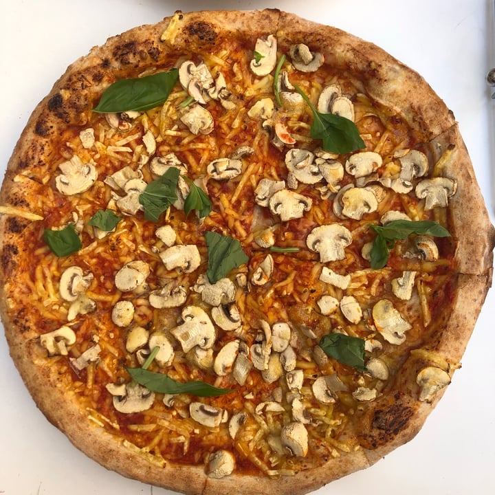 review photo of Pizza Oscar Vegane Funghi shared by @mudi on 09 Aug 2020 - review