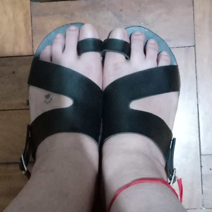 review photo of Couro & Cores Vegan Sandals shared by @carolamr on 12 May 2022 - review