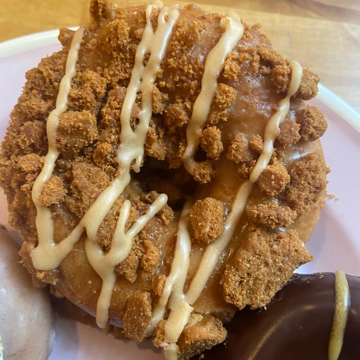 photo of Brammibal's Donuts Apple Pie Donut shared by @marieheidi on  18 Oct 2020 - review