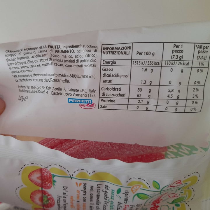 photo of Fruit-tella Onde Frizz shared by @emamess23 on  18 Mar 2022 - review