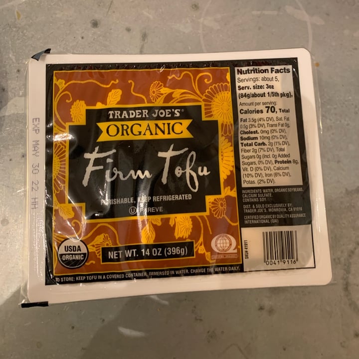 review photo of Trader Joe's Organic Firm Tofu shared by @nopehope on 11 Apr 2022 - review