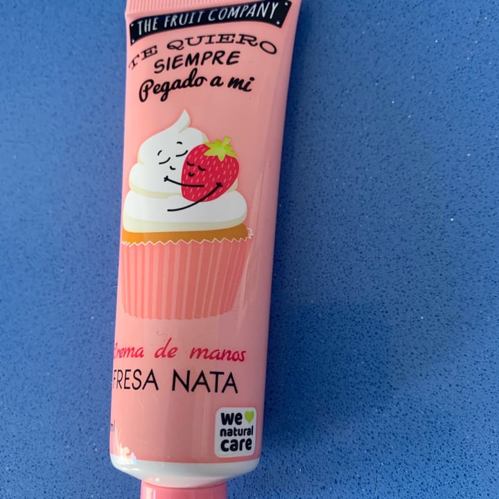 photo of The fruit company Crema De Manos Fresa shared by @megumi15 on  27 May 2020 - review