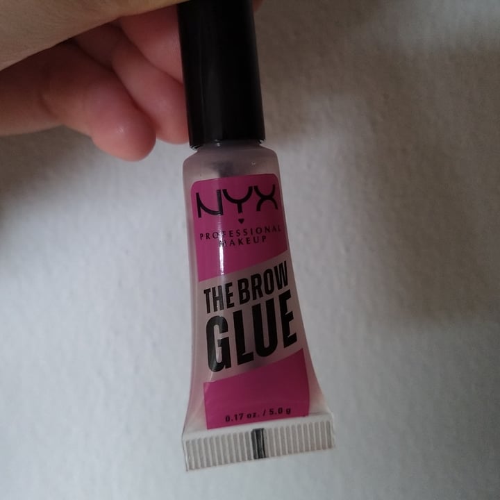 photo of NYX Cosmetics The Brow glue shared by @emmaboz on  08 May 2022 - review