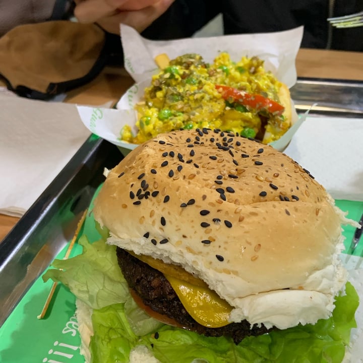 photo of Guacamole Hamburguesa shared by @josevitellof on  13 Jul 2021 - review