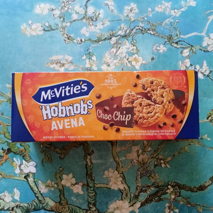 review photo of McVitie's Hobnobs Choc Chip shared by @lellla on 03 Nov 2022 - review