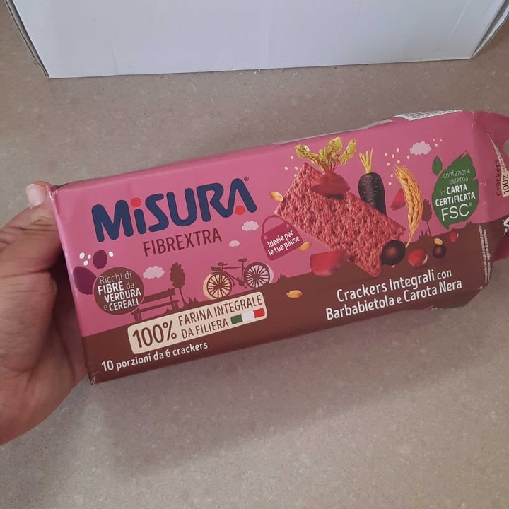 photo of Misura Crackers Integrali con Barbabietola e Carota Nera - Fibraextra shared by @simplyash on  14 Jun 2022 - review
