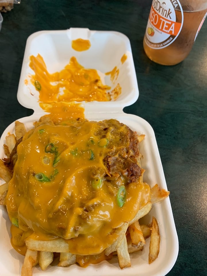 photo of Hearts Choices Cafe Market Poutine shared by @veganmegandl on  14 Jan 2020 - review