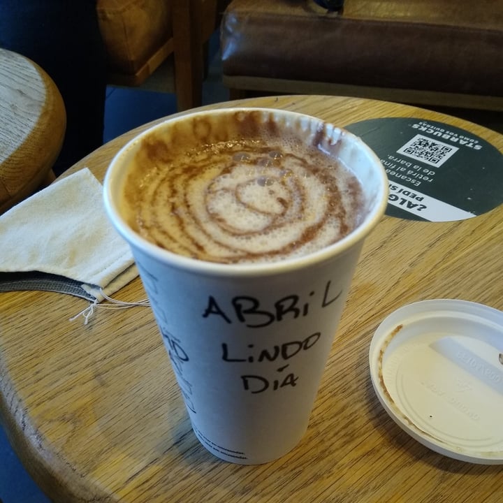 photo of Starbucks Coffee Latte con leche vegetal shared by @valentina14 on  29 Jun 2021 - review