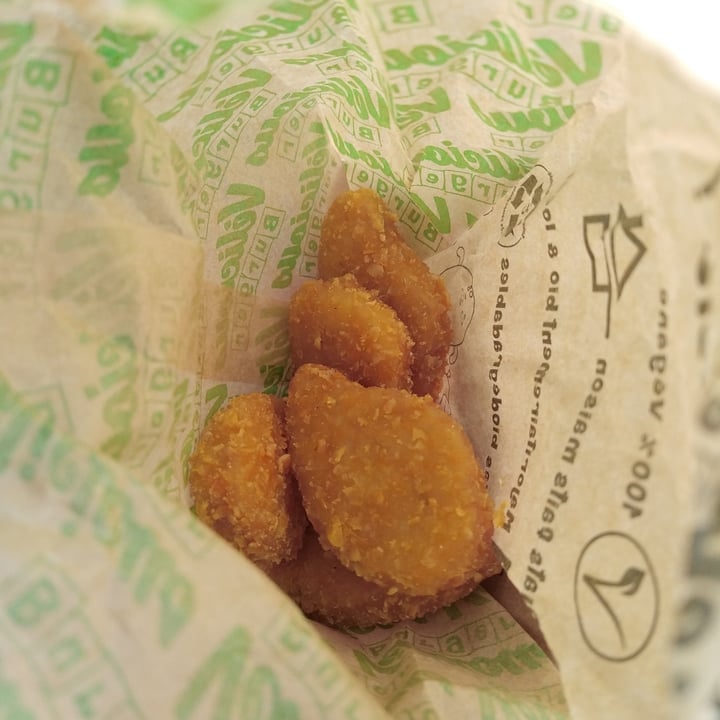 review photo of Vélicious Burger Vegan Nuggets shared by @shynza on 16 Aug 2021 - review