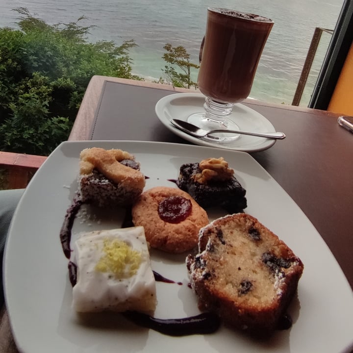 photo of Los Cauquenes Resort & Spa degustación de dulces veganos shared by @vannaangelicola on  11 Dec 2022 - review