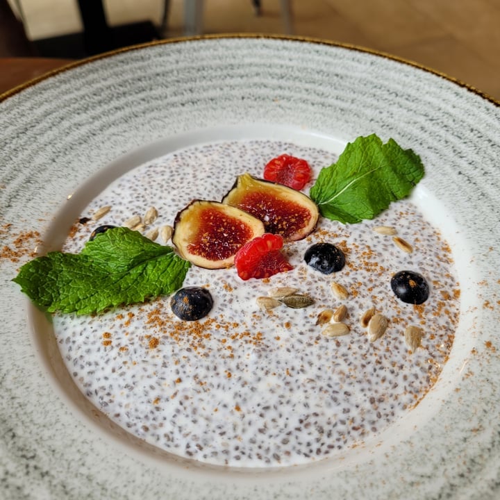 review photo of Eqvilibrivm Café chia pudding shared by @lucasmarion on 16 Oct 2022 - review