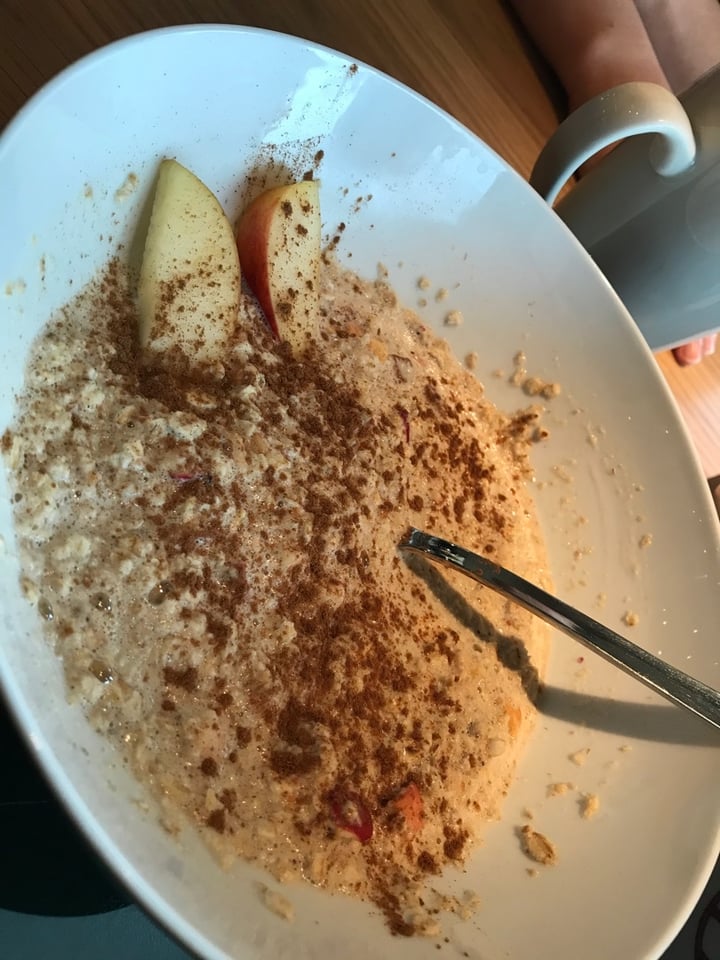 photo of Junge Die Bäckerei. Breite Straße Lübeck Porridge Bowl With Oat Milk shared by @viki on  04 Feb 2020 - review